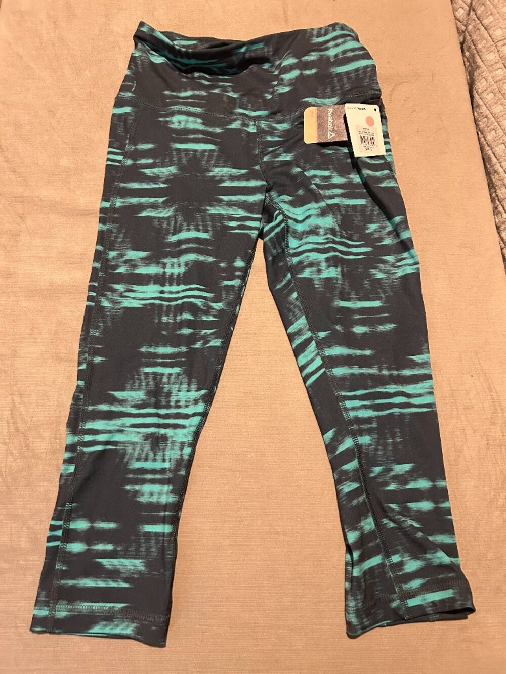 Reebok Speedwick Performance High Rise Capri Leggings Teal Black NWT Size XS